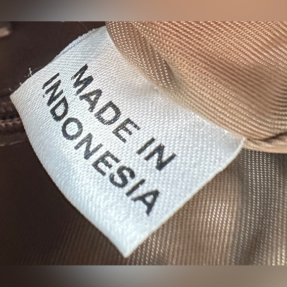 The Sak Brown Crocheted Small Shoulder/Crossbody Purse - Picture 9 of 12